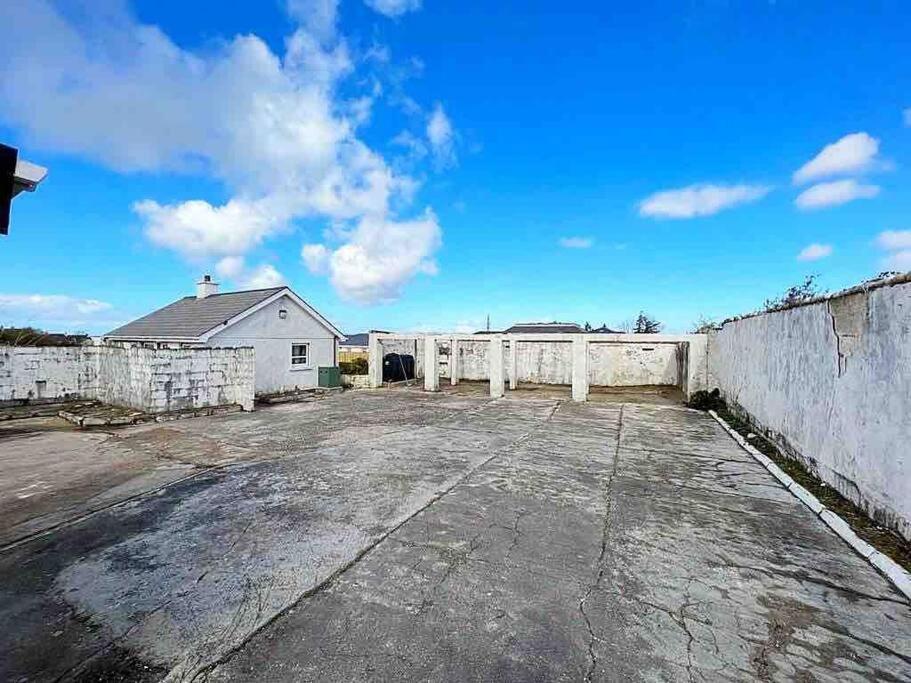 Mcbride'S Bungalow, Chapel Road Dungloe Donegal Town Kültér fotó